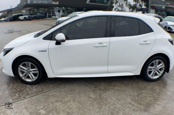 2021 Toyota Corolla SX in White