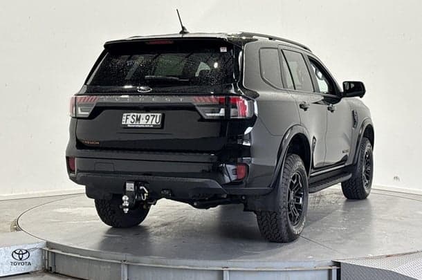 2025 Ford Everest Tremor in Silver