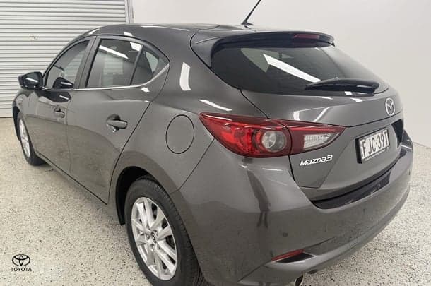 2018 Mazda 3 Maxx Sport in Grey