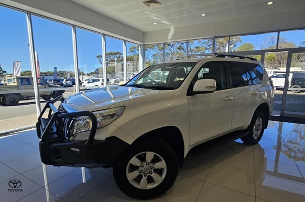 2013 Toyota Landcruiser Prado GXL in White