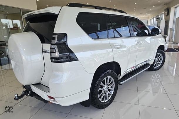 2020 Toyota Landcruiser Prado Kakadu in White