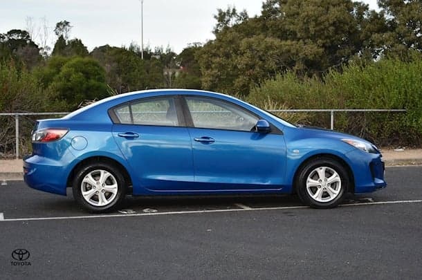 2012 Mazda 3 Neo in Blue