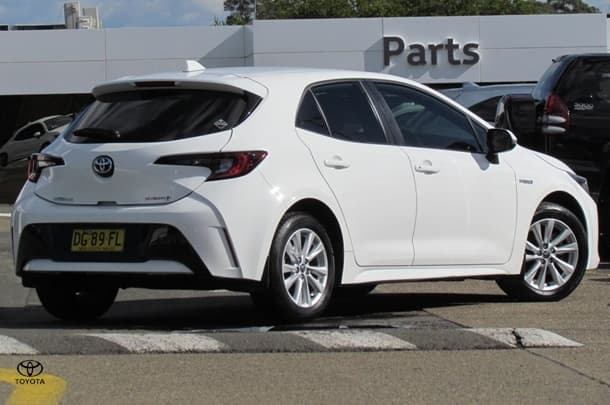 2023 Toyota Corolla Ascent Sport Hybrid in White