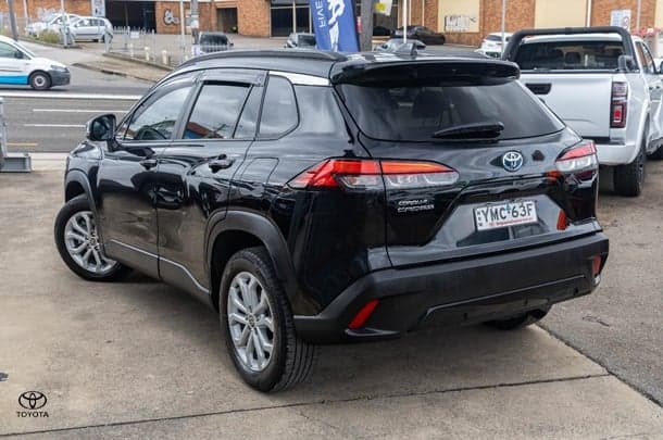 2022 Toyota Corolla Cross GXL in Black
