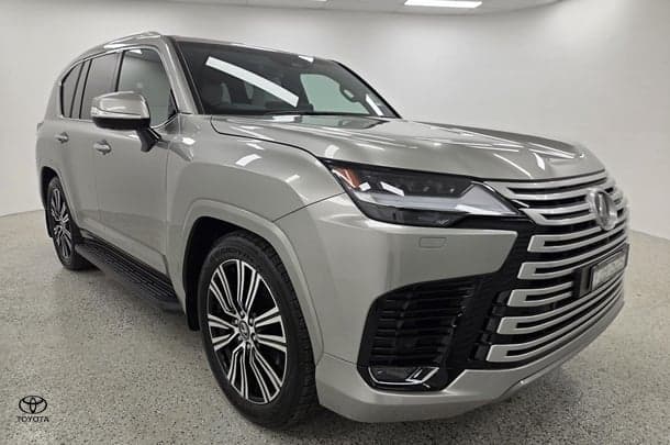 2025 Lexus LX LX600 Sports Luxury in Silver
