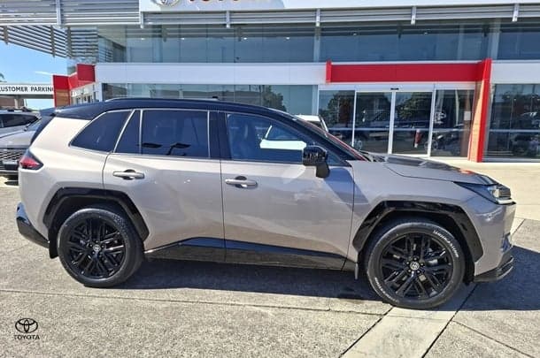 2026 Toyota RAV4 XSE in Bronze