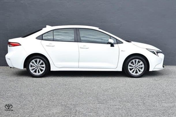2025 Toyota Corolla Ascent Sport Hybrid in White