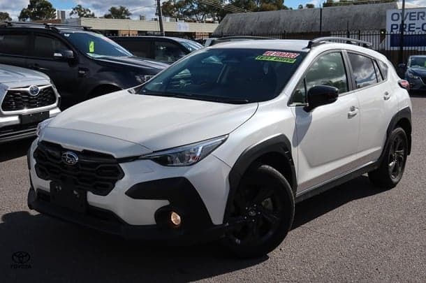 2024 Subaru Crosstrek 2.0L in White