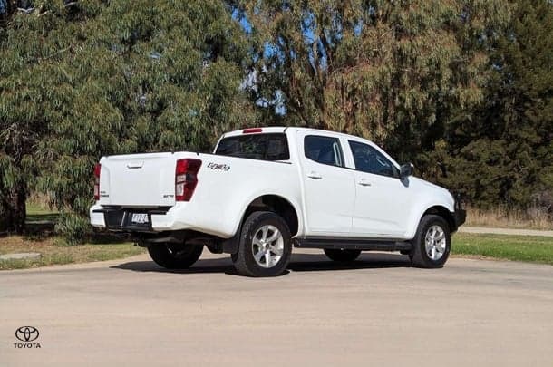 2023 Isuzu D-MAX LS-M in White