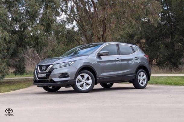 2019 Nissan QASHQAI ST in Grey