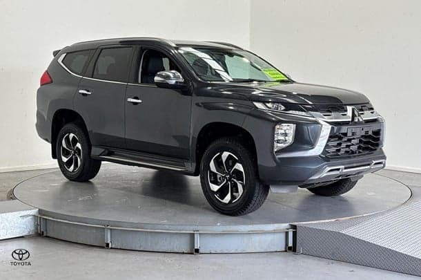 2024 Mitsubishi Pajero Sport GLS in Grey