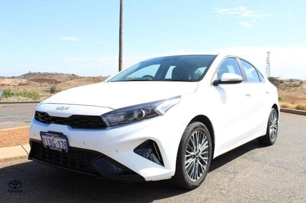 2023 Kia Cerato Sport in White