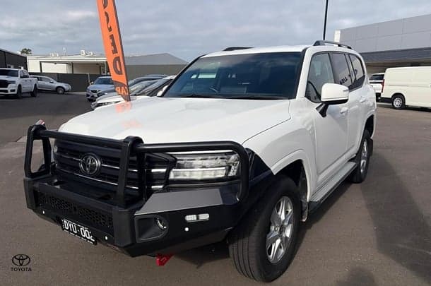 2024 Toyota Landcruiser GXL in White