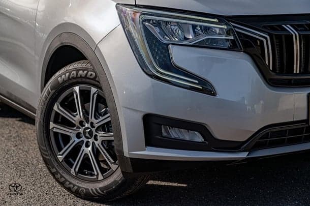 2025 Mahindra XUV700 AX7L in Other