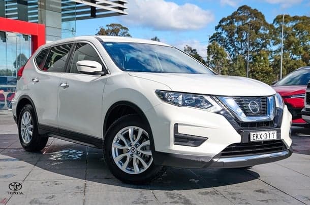 2019 Nissan X-TRAIL ST in White