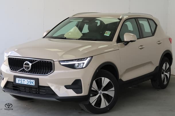 2025 Volvo XC40 Plus B4 in Other