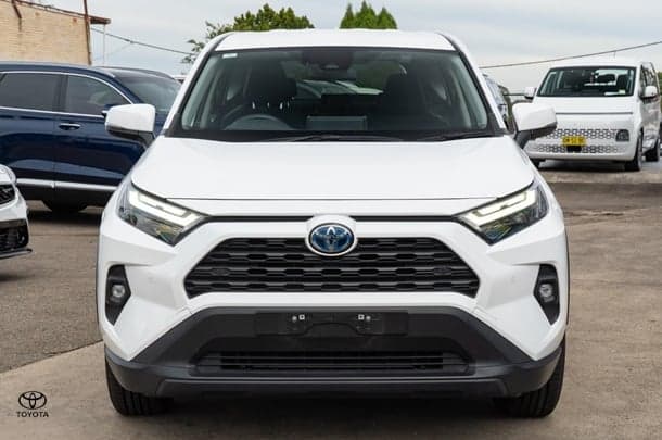 2024 Toyota RAV4 GX in White