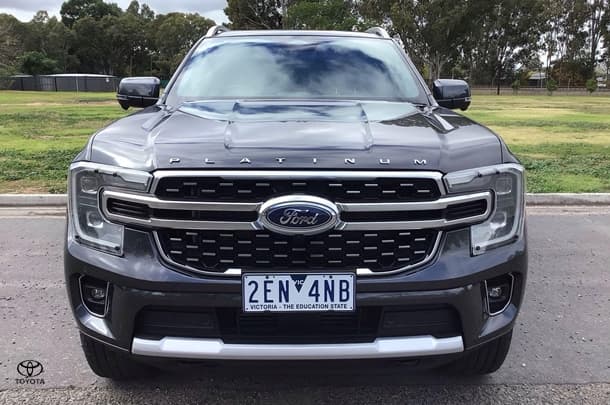 2024 Ford Everest Platinum in Grey