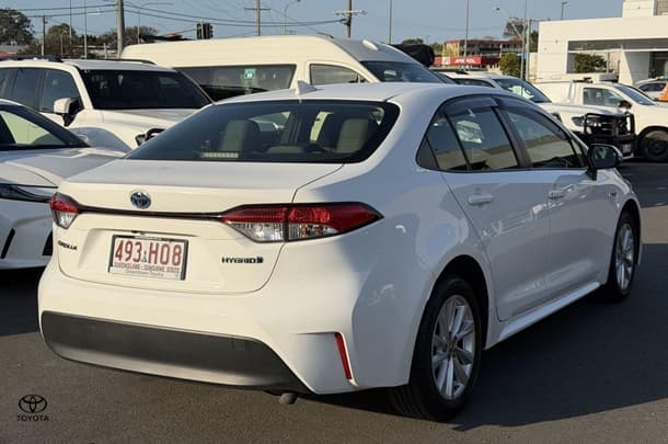 2023 Toyota Corolla Ascent Sport Hybrid in White