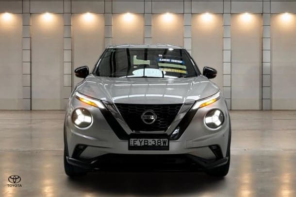 2020 Nissan JUKE ST-L in Silver