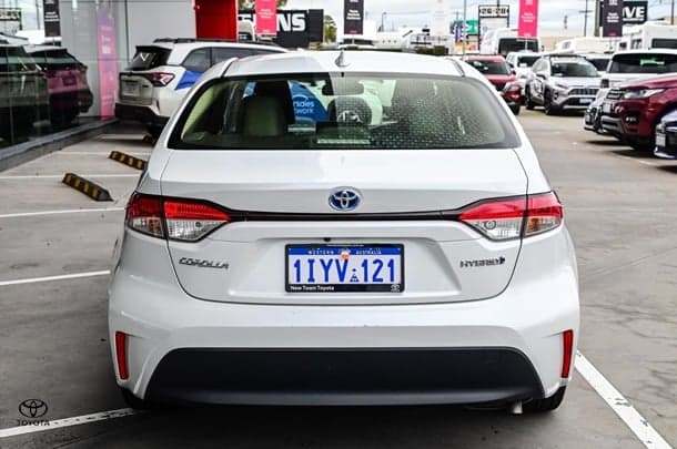 2024 Toyota Corolla Ascent Sport Hybrid in White
