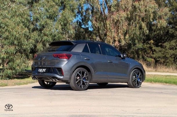 2023 Volkswagen T-Roc R in Black