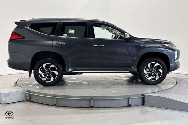 2024 Mitsubishi Pajero Sport Exceed in Grey