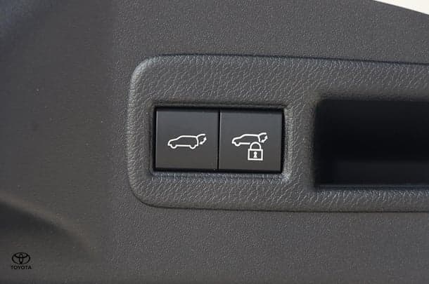 2024 Toyota bZ4X Standard AWD in White