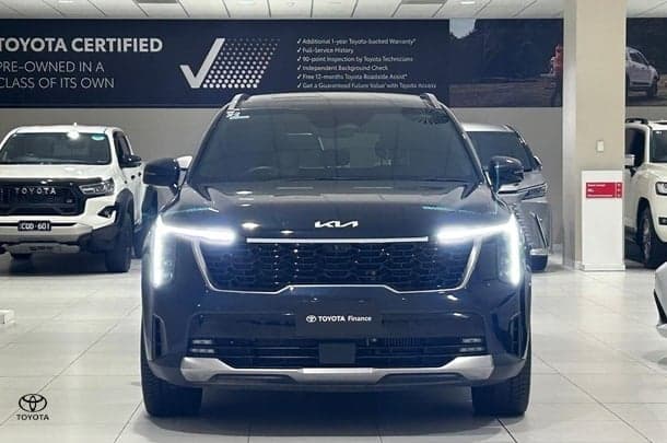 2024 Kia Sorento GT-Line in Gravity Blue