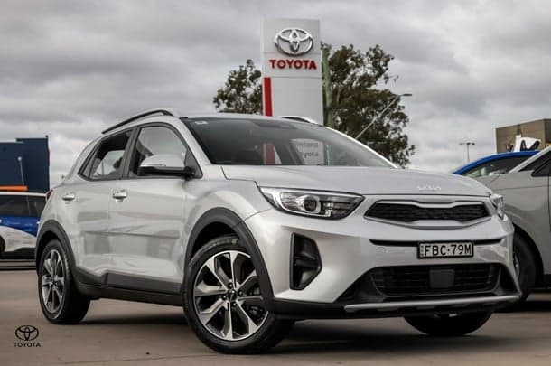2023 Kia Stonic Sport in Silver