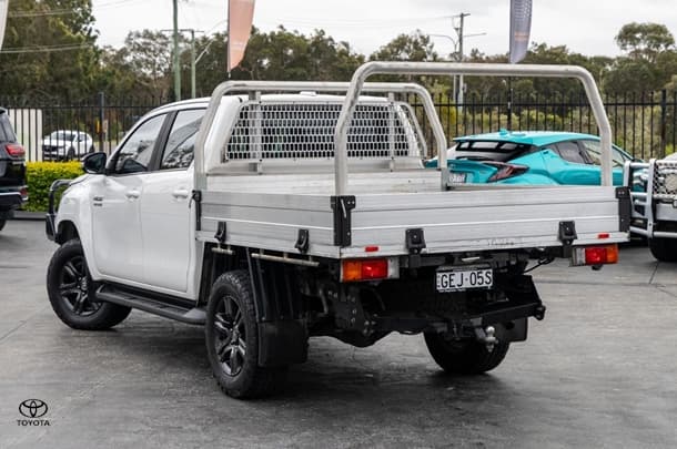 2022 Toyota Hilux SR in White