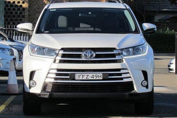 2017 Toyota Kluger GX in White