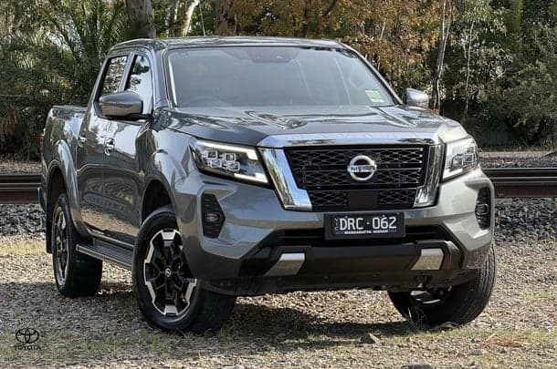 2025 Nissan Navara ST-X in Grey