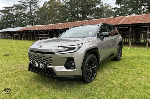 2026 Toyota RAV4 XSE in Bronze