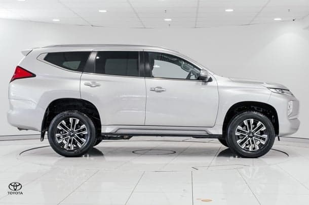 2023 Mitsubishi Pajero Sport GLS in Silver