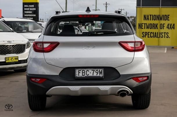 2023 Kia Stonic Sport in Silver