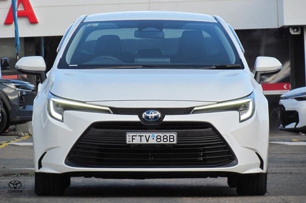 2025 Toyota Corolla Ascent Sport Hybrid in White