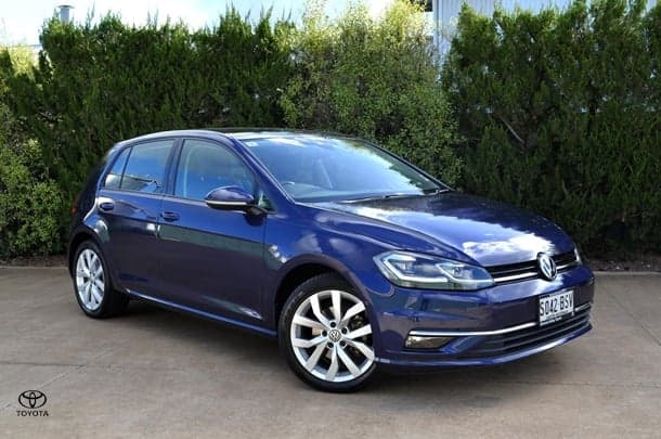 2017 Volkswagen Golf 110TDI Highline in Blue