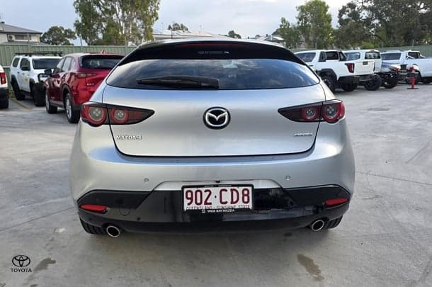 2021 Mazda 3 G20 Pure in Silver