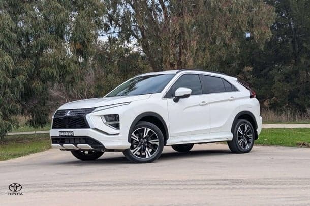 2021 Mitsubishi Eclipse Cross Aspire in White