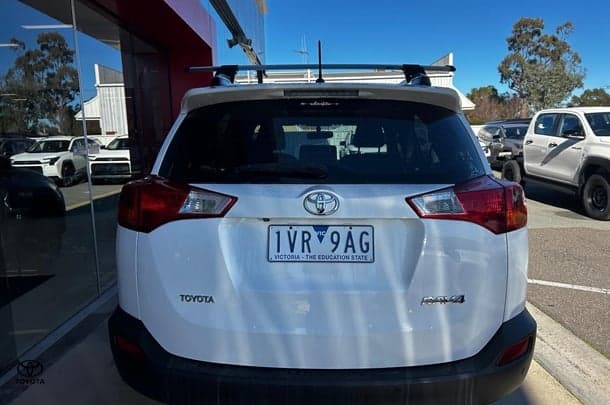 2015 Toyota RAV4 GX in White