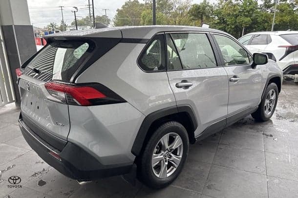 2025 Toyota RAV4 GX-2WD in Silver