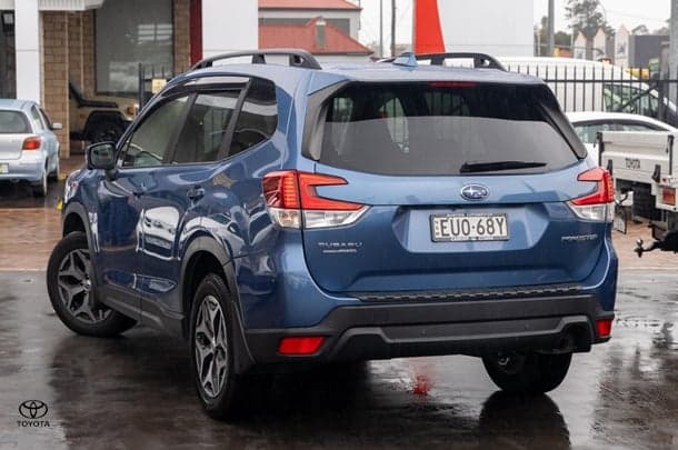 2022 Subaru Forester 2.5i-L in Blue