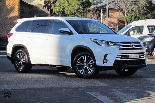 2017 Toyota Kluger GX in White