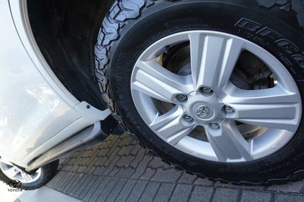 2014 Toyota Landcruiser VX in White