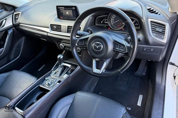 2016 Mazda 3 Touring in White