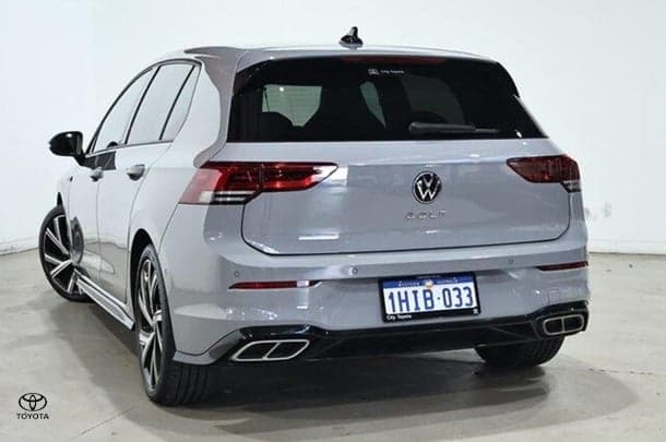 2021 Volkswagen Golf 110TSI R-Line in Grey