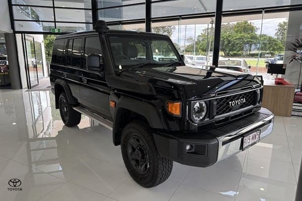 2025 Toyota Landcruiser GXL in Black