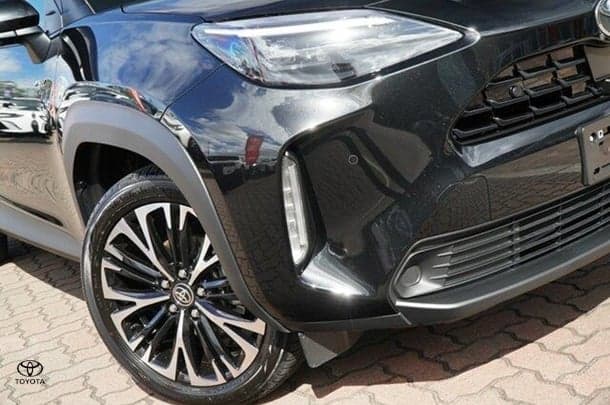 2025 Toyota Yaris Cross Urban in Blue