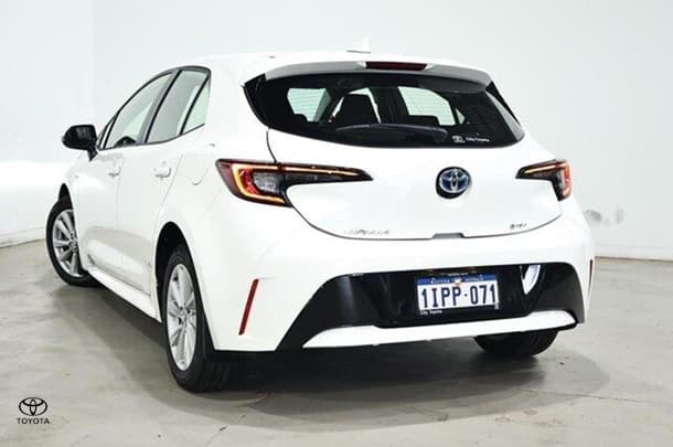 2025 Toyota Corolla Ascent Sport Hybrid in White